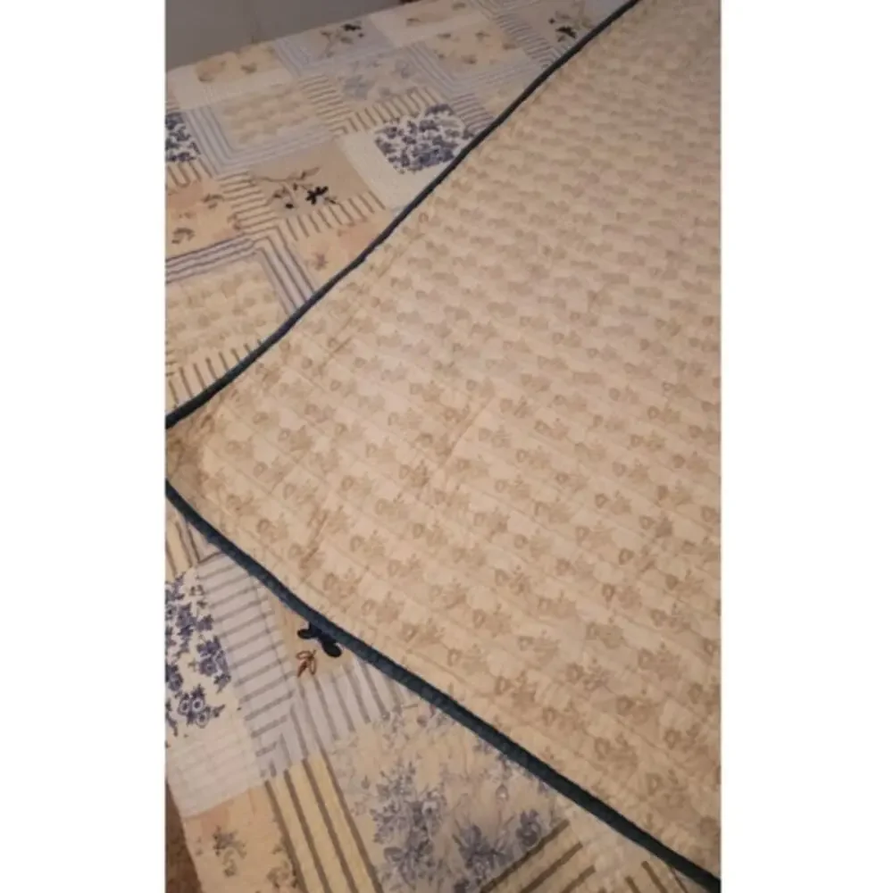 Liz Claiborne Floral Patchwork Quilt Bedspread Vintage Cottagecore Boho